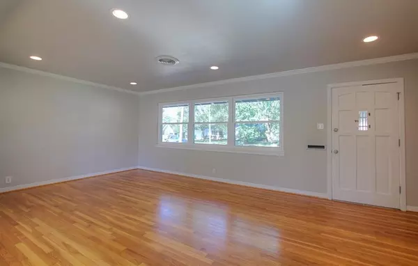 Houston, TX 77035,5611 Arboles DR