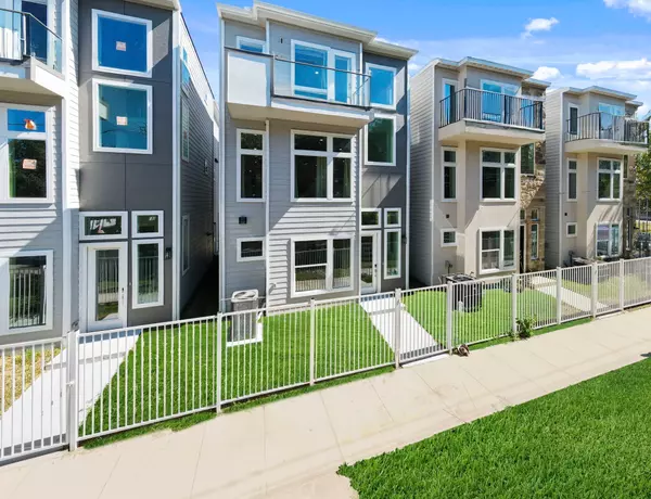 6719 Saint Augustine ST, Houston, TX 77021