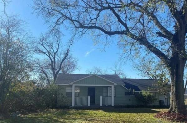 2434 Oleander DR, Pasadena, TX 77503