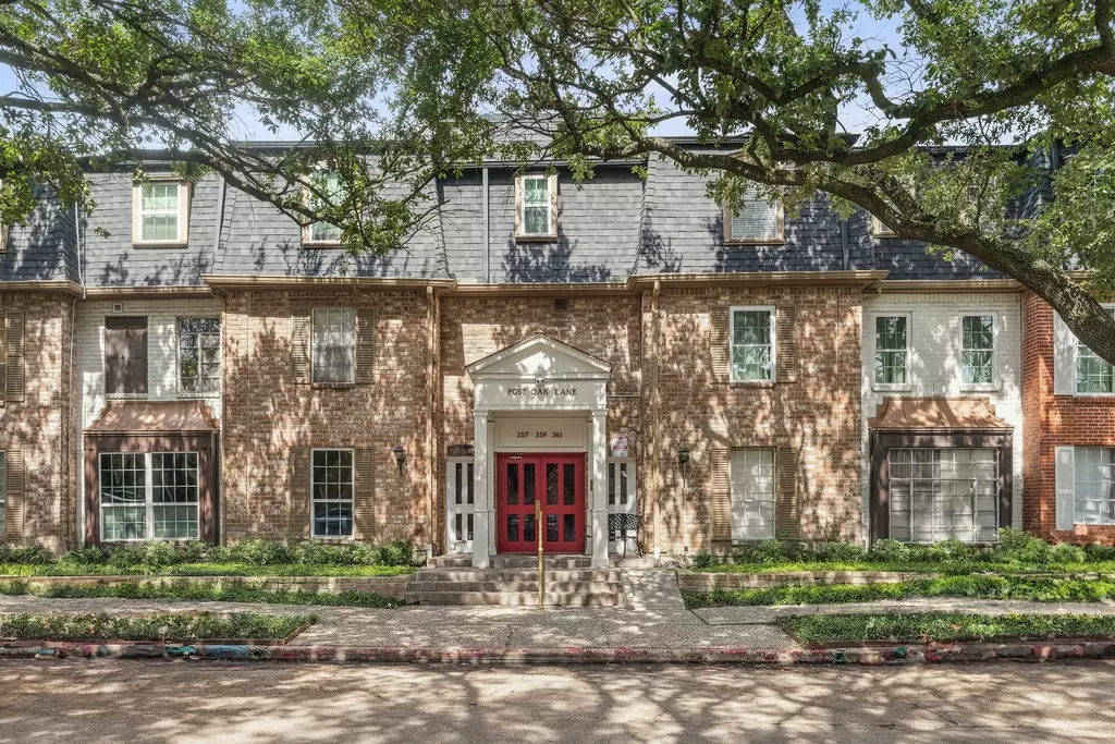 Houston, TX 77024,361 N Post Oak LN #242