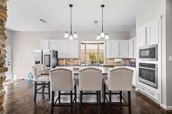 108 Inverness DR, Conroe, TX 77356