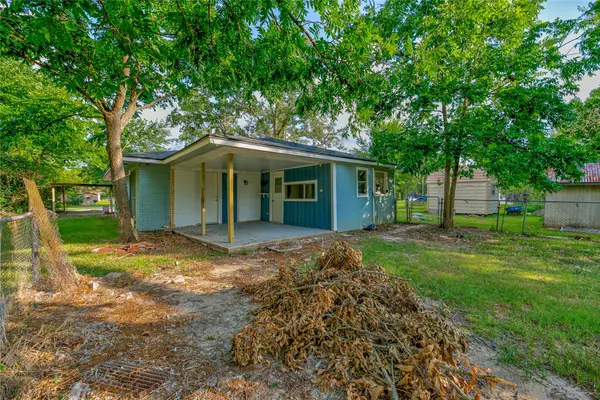 Point Blank, TX 77364,11 E Oakridge DR