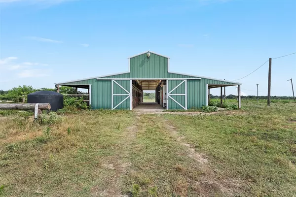 Groesbeck, TX 76642,297 LCR 615
