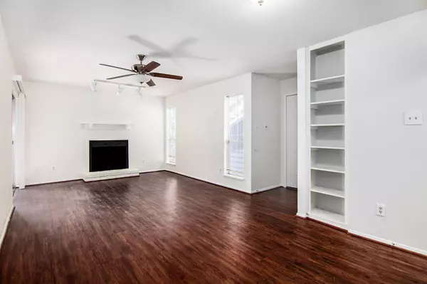 Webster, TX 77058,18519 Egret Bay BLVD #1708