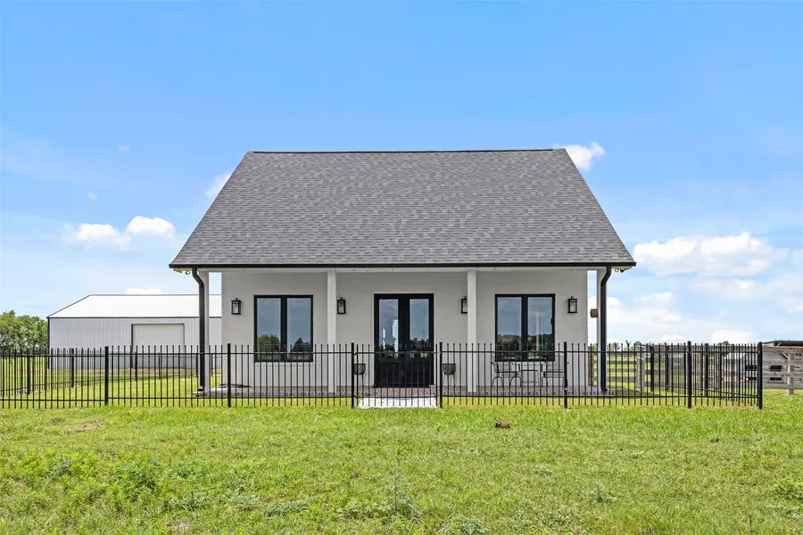 2480 County Road 316, Navasota, TX 77868