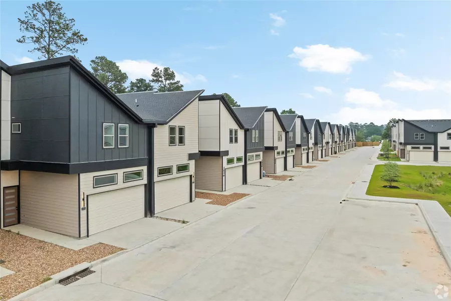 13114 Beauty Berry Ridge LN, Cypress, TX 77429