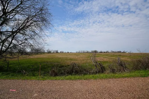 Schulenburg, TX 78956,TR 6 Falke-Heinrich RD