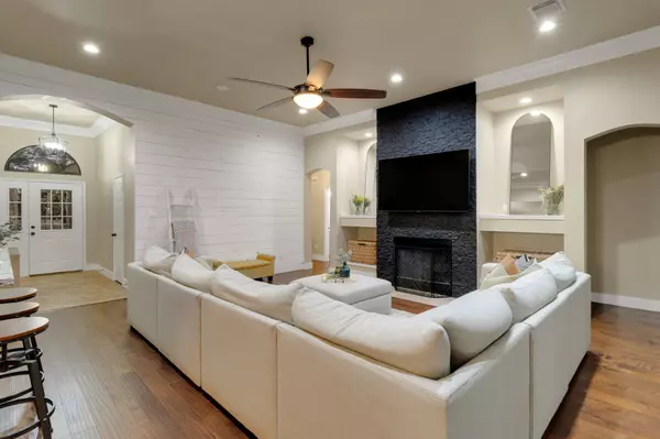 New Caney, TX 77357,23989 Misty Lake CIR