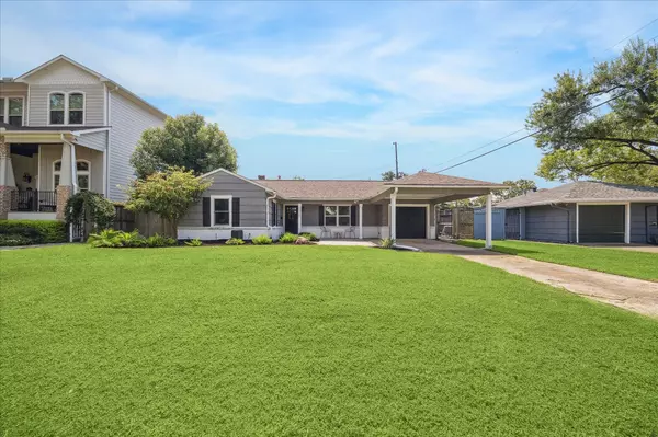 Houston, TX 77008,1028 Waltway DR