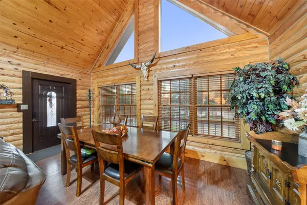 Coldspring, TX 77331,90 Valley View DR