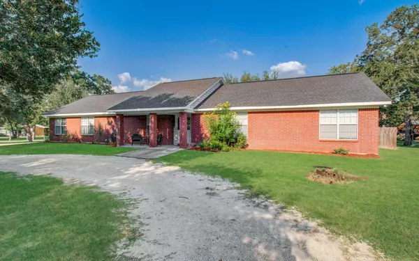 Weimar, TX 78962,1139 County Road 2103