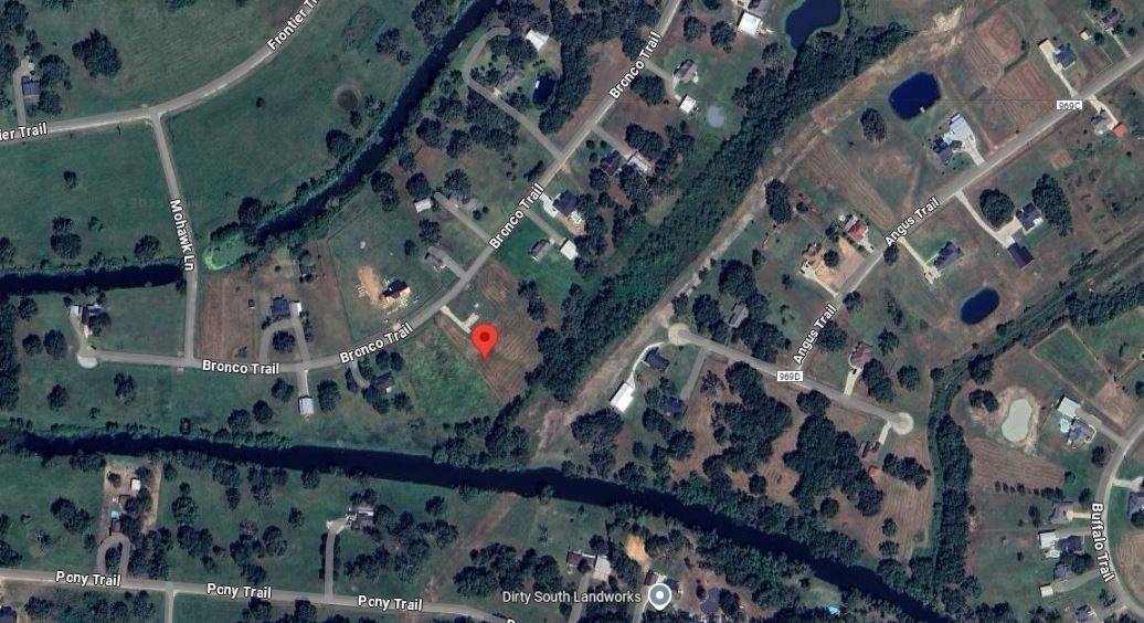 1425 Bronco TRL, Angleton, TX 77515