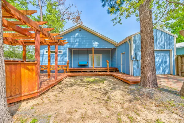 1000 W Woodland SHRS,  Point Blank,  TX 77364
