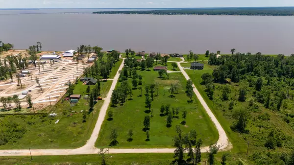 Onalaska, TX 77360,035 falcon point