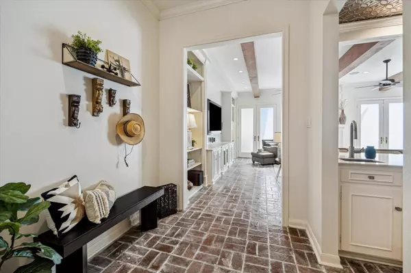 Houston, TX 77063,7523 Del Monte DR