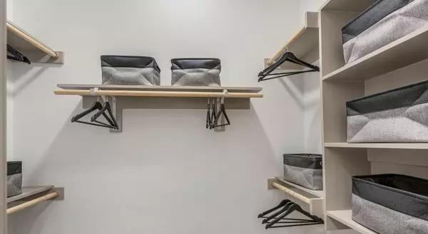 Houston, TX 77025,9330 Main ST #318