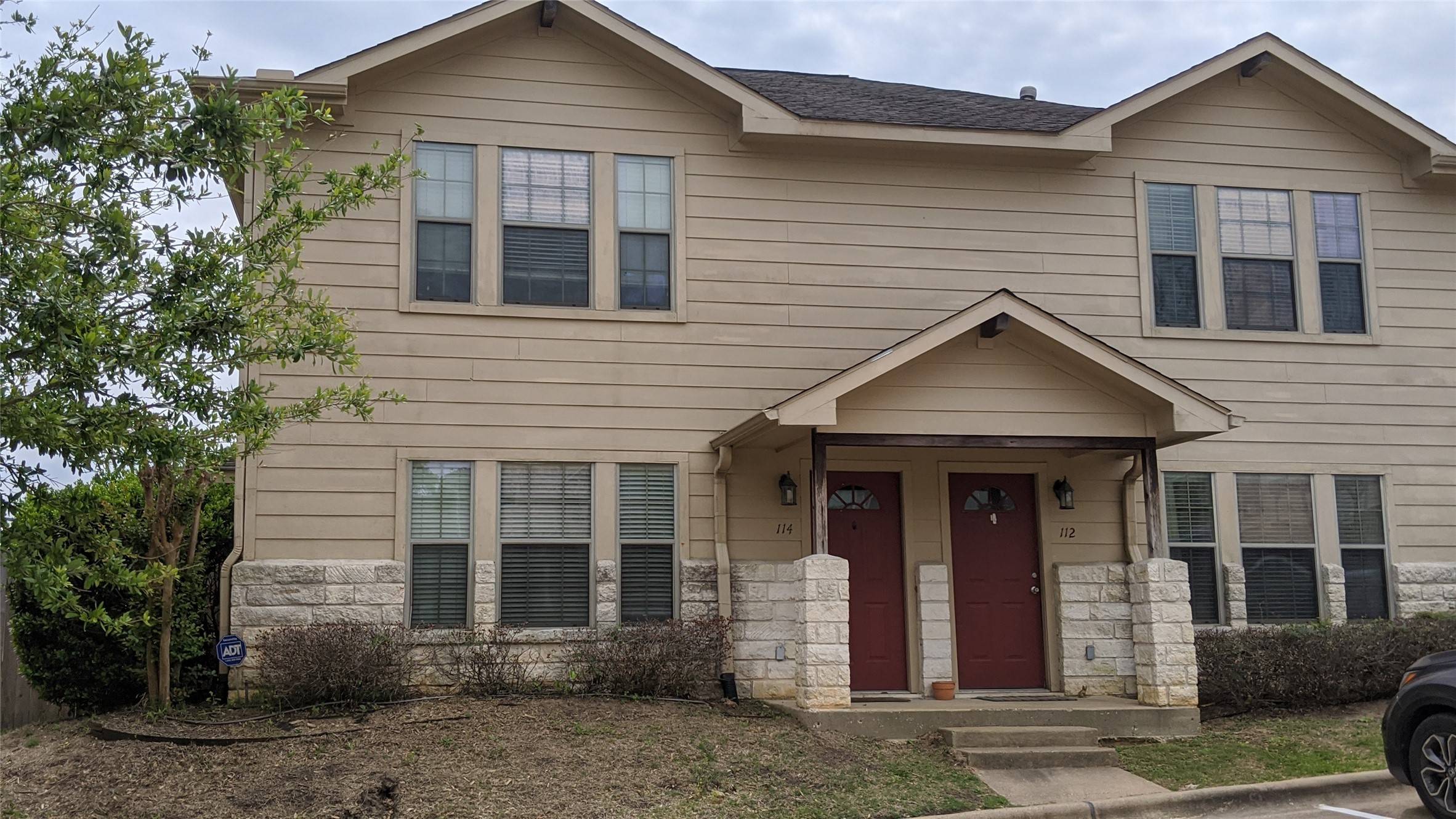 114 Sendero DR, Huntsville, TX 77340