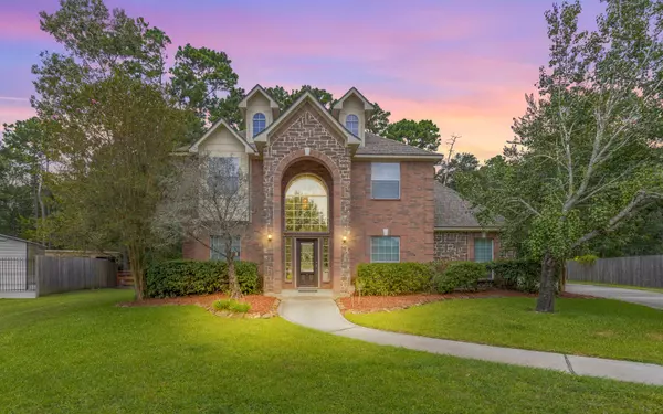 1003 Commons Waterway DR,  Huffman,  TX 77336