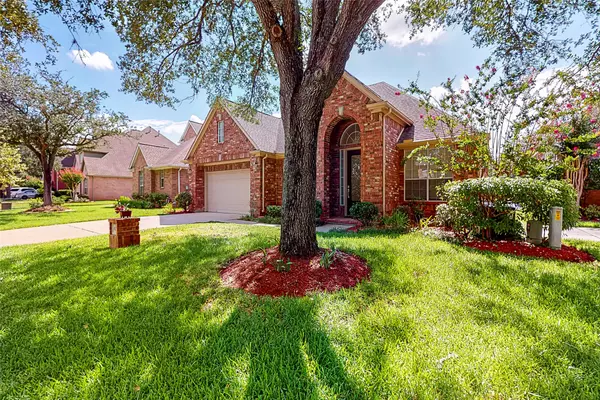 Sugar Land, TX 77478,402 Bay Bridge DR