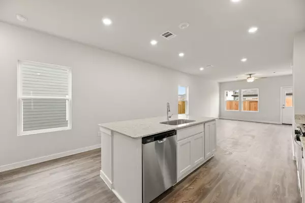 Willis, TX 77318,11861 Whirlaway DR