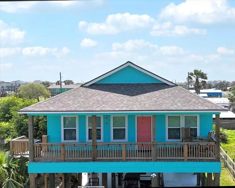 1970 Avenue B, Port Bolivar, TX 77650