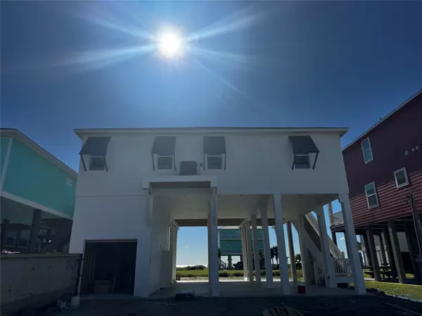 Crystal Beach, TX 77650,2584 Whitecap