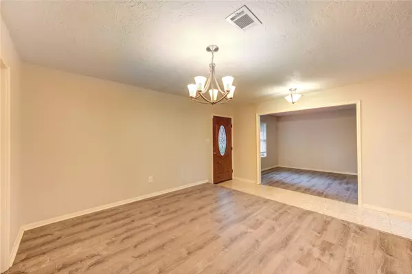 Houston, TX 77059,3711 Glenmeade DR