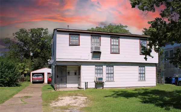1210 6th AVE N, Texas City, TX 77590