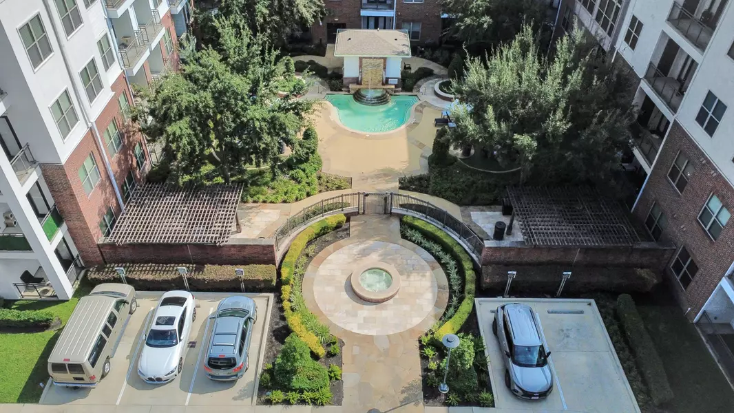 5455 Richmond AVE #1013, Houston, TX 77056