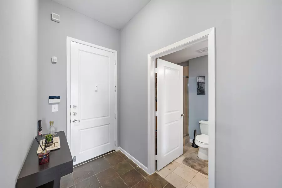 3505 Sage RD #1205, Houston, TX 77056