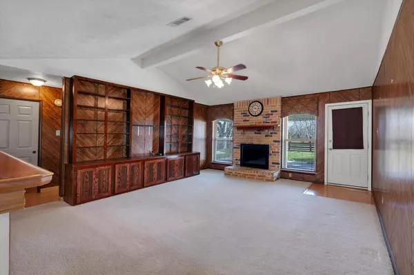 La Porte, TX 77571,2103 Meadow Lark LN