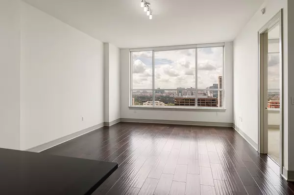 Houston, TX 77004,5280 Caroline St #1511