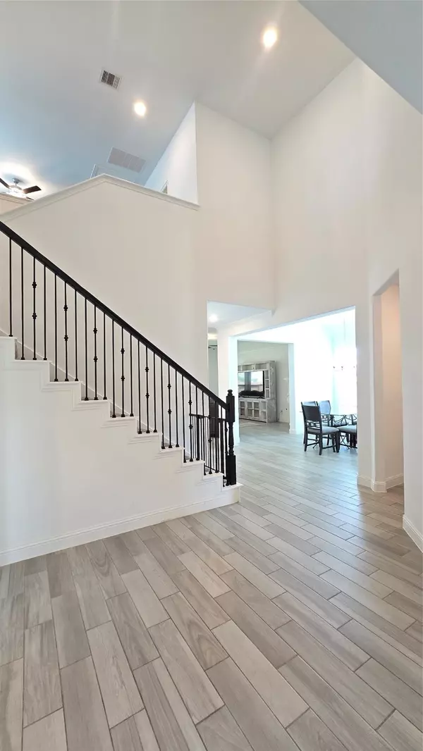 League City, TX 77573,505 OZARK COURT
