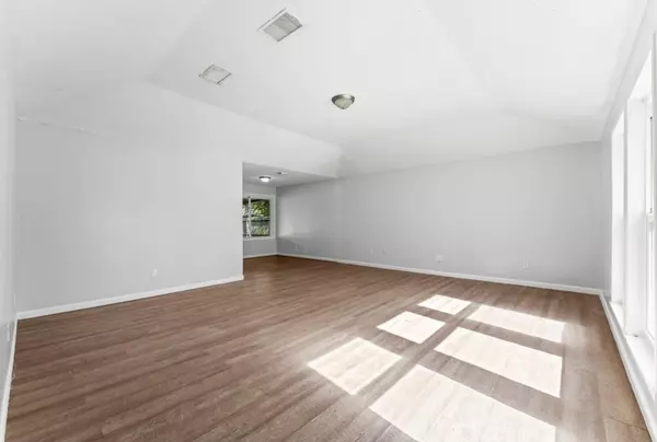 League City, TX 77573,2808 Pinewood DR