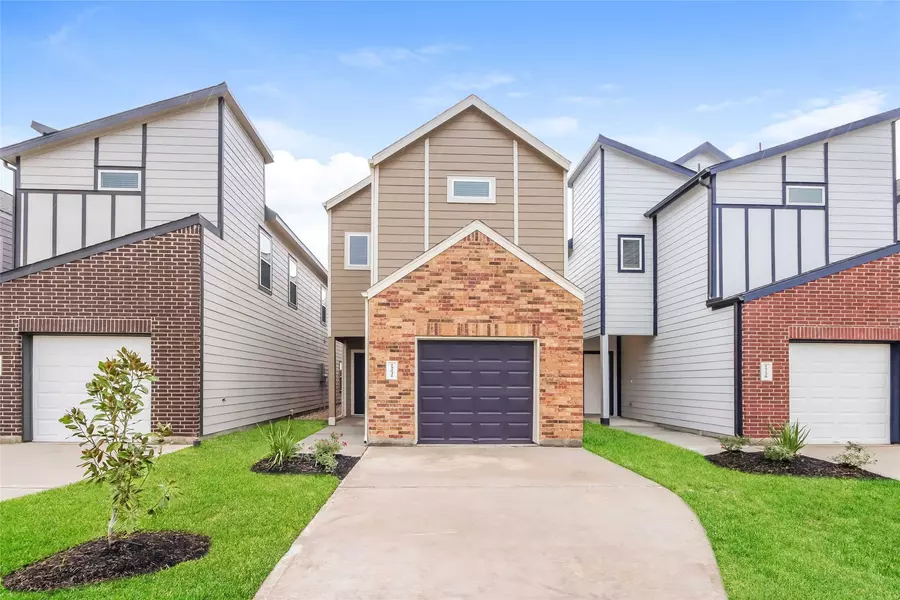 15232 Estrella East, Houston, TX 77073