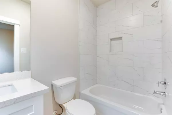 Houston, TX 77018,1424 W 34th 1/2 Street