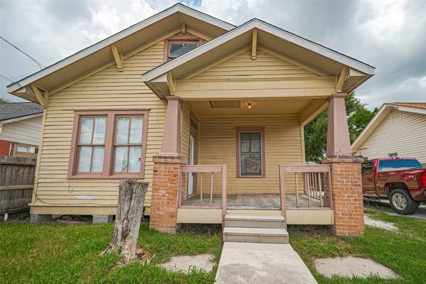 6809 Sherman ST,  Houston,  TX 77011