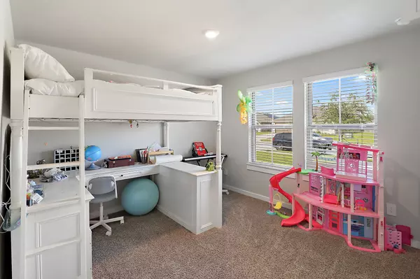 Anahuac, TX 77514,127 Walnut Hill CT