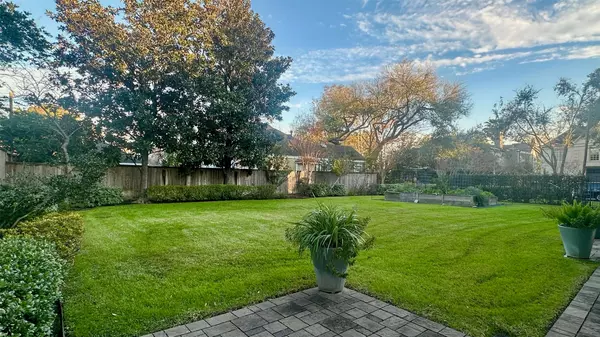 West University Place, TX 77005,3906 Marquette ST