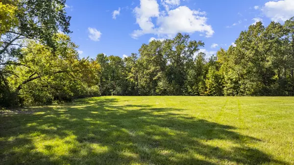 90+/- Acs FM 256 W,  Woodville,  TX 75979