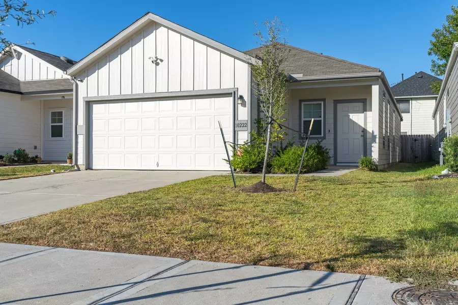 10222 Clearwick ST, Houston, TX 77034