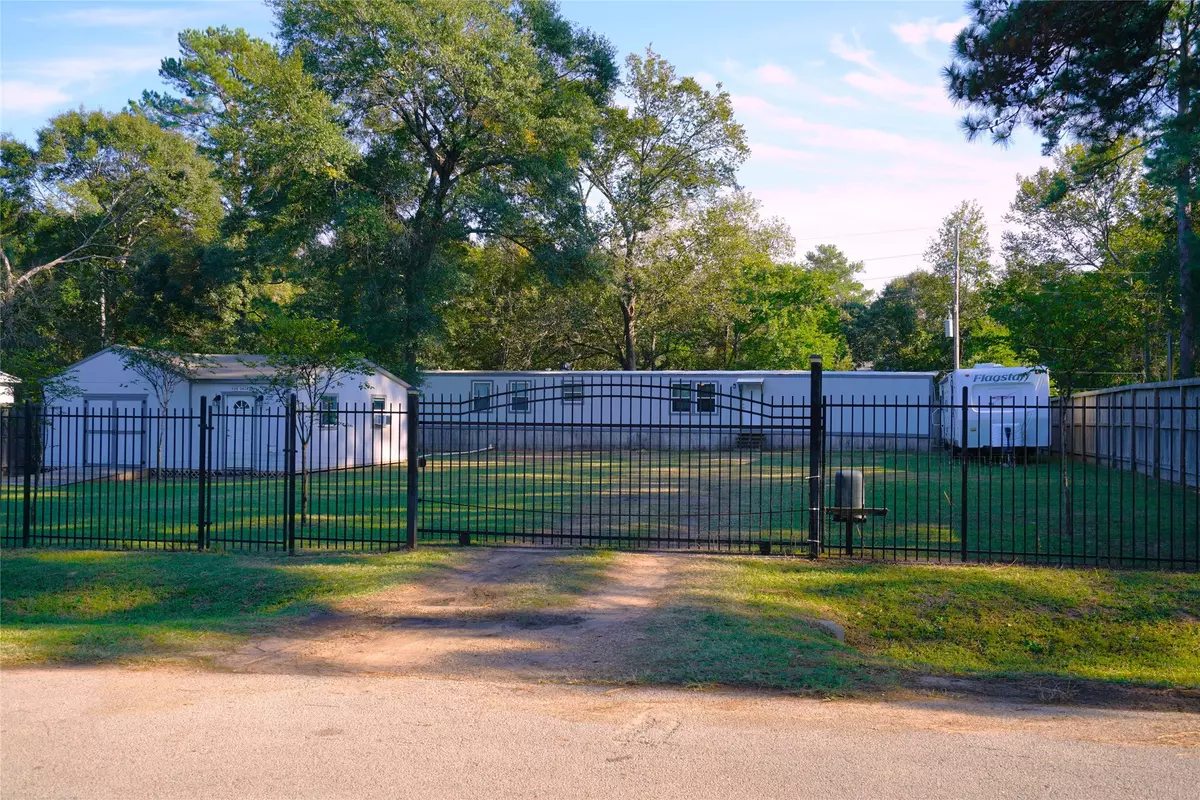 Pinehurst, TX 77362,607 Oak Hill LN