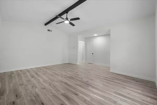 Texas City, TX 77590,810 San Jacinto AVE