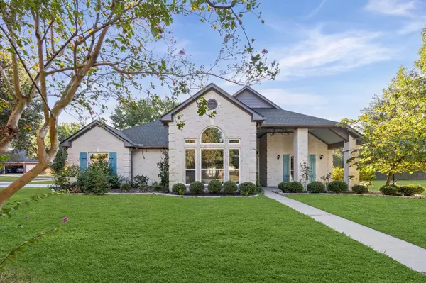 7288 Lakeshore Court, Willis, TX 77318