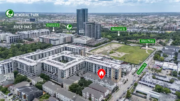 Houston, TX 77019,1908 Greenwich Place DR