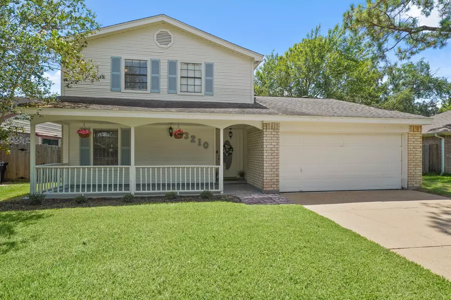 3210 Pebble Lake DR, Sugar Land, TX 77479
