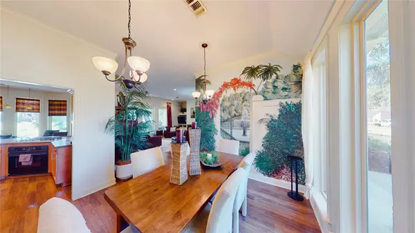 West Columbia, TX 77486,239 S Amherst DR