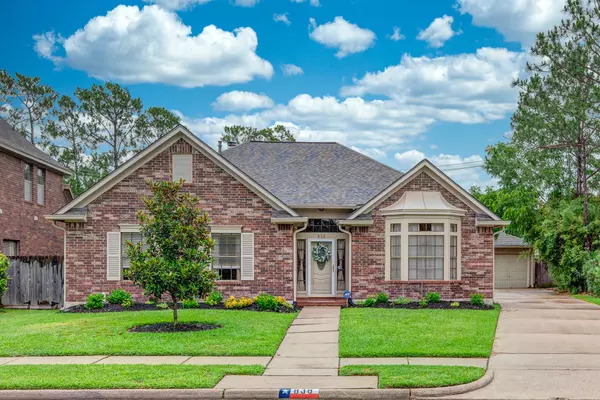 838 Prairie Brook CT,  Houston,  TX 77062