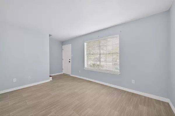 Houston, TX 77080,9303 Hammerly BLVD #204