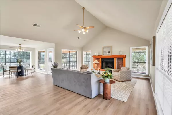 Chappell Hill, TX 77426,3722 W Hilltop DR